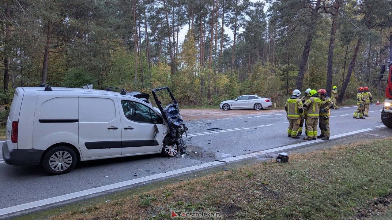Wypadek w Borowcach [12.10.2026] - zdjęcie #3 - eOstroleka.pl