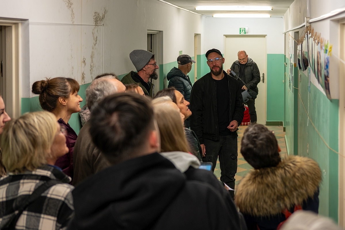 Galeria Bezdomna w dawnym Hotelu Pielęgniarek [11.10.2026] - zdjęcie #23 - eOstroleka.pl