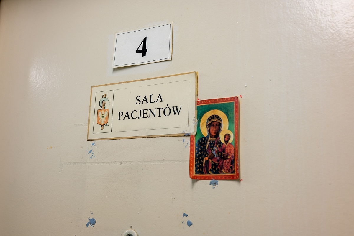 Galeria Bezdomna w dawnym Hotelu Pielęgniarek [11.10.2026] - zdjęcie #3 - eOstroleka.pl