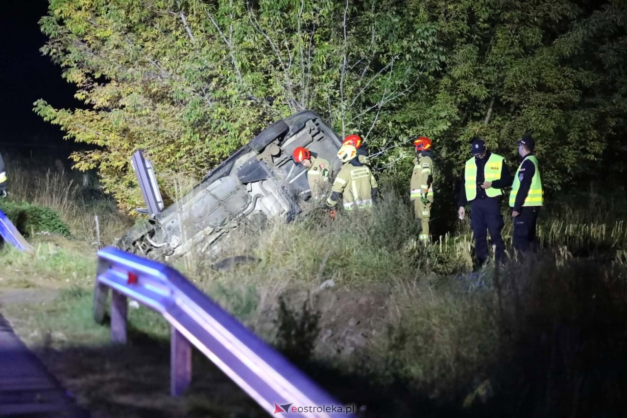 Dachowanie na trasie Kadzidło - Jeglijowiec [12.10.2026] - zdjęcie #1 - eOstroleka.pl