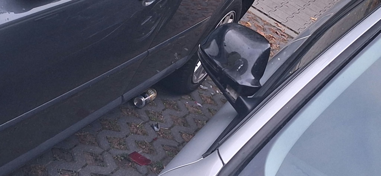 Demolka na parkingu przy Hallera w Ostrołęce [13.10.2026] - zdjęcie #2 - eOstroleka.pl
