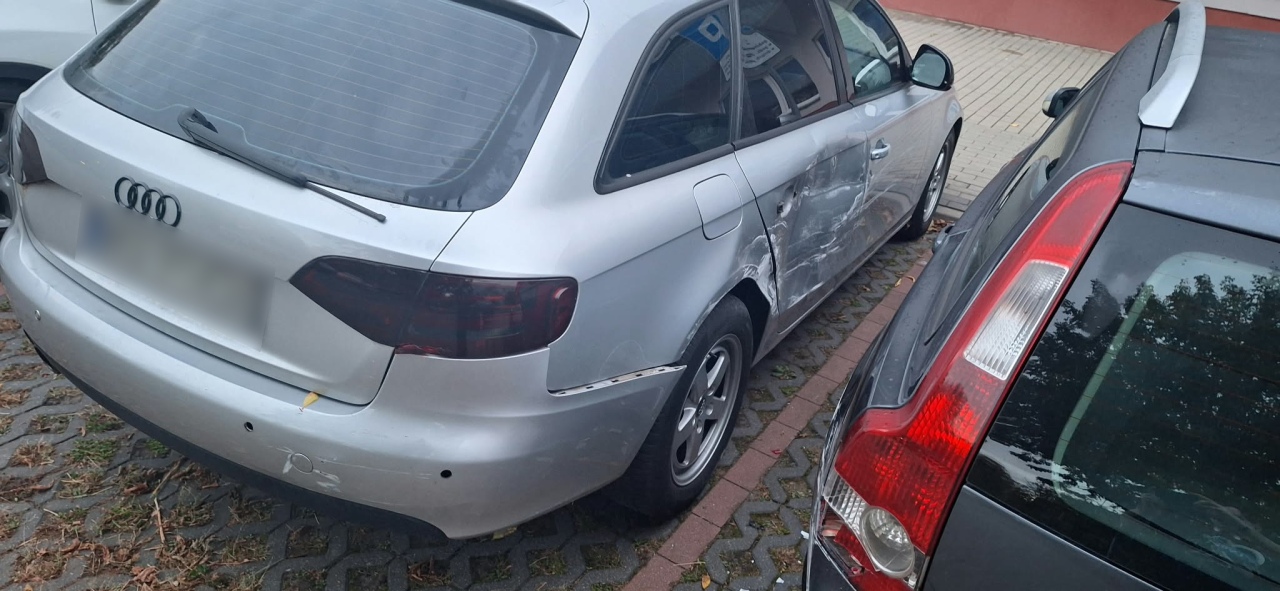 Demolka na parkingu przy Hallera w Ostrołęce [13.10.2026] - zdjęcie #5 - eOstroleka.pl
