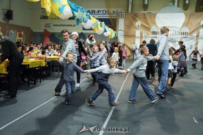 Dyskoteka z Mikołajem [08.01.2012] - zdjęcie #13 - eOstroleka.pl