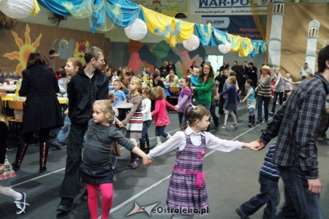 Dyskoteka z Mikołajem [08.01.2012] - zdjęcie #10 - eOstroleka.pl
