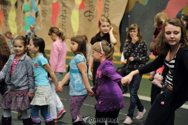Dyskoteka z Mikołajem [08.01.2012] - zdjęcie #8 - eOstroleka.pl