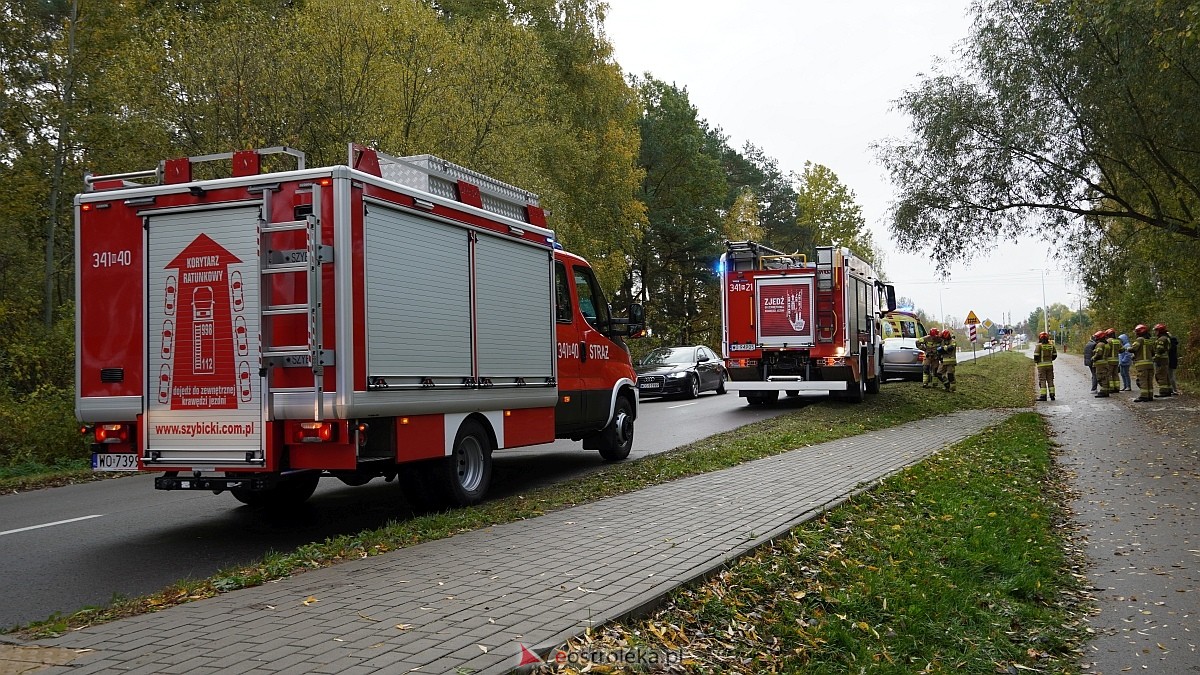 Kolizja dwóch aut na Goworowskiej [15.10.2026] - zdjęcie #13 - eOstroleka.pl