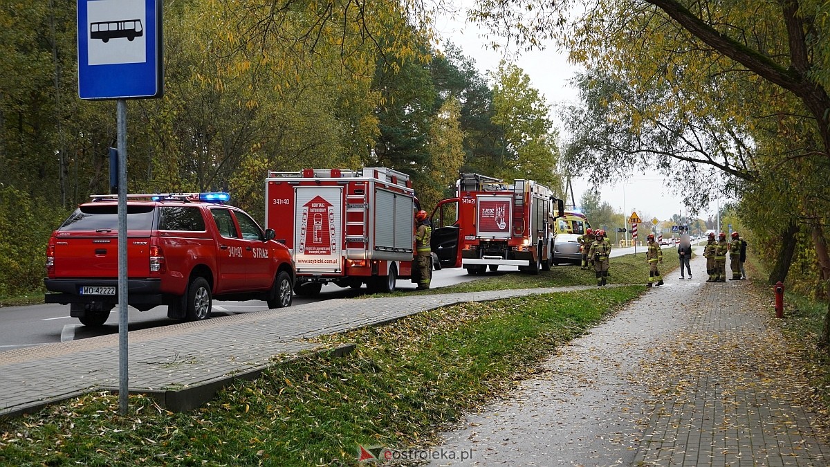 Kolizja dwóch aut na Goworowskiej [15.10.2026] - zdjęcie #12 - eOstroleka.pl