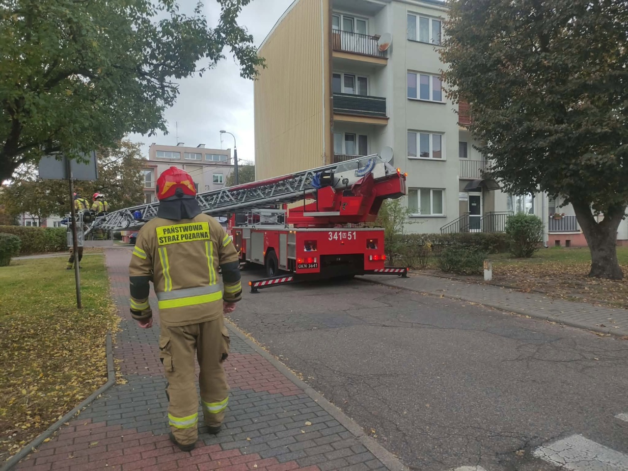 Akcja ratunkowa na Celulozowej w Ostrołęce [15.10.2026] - zdjęcie #6 - eOstroleka.pl