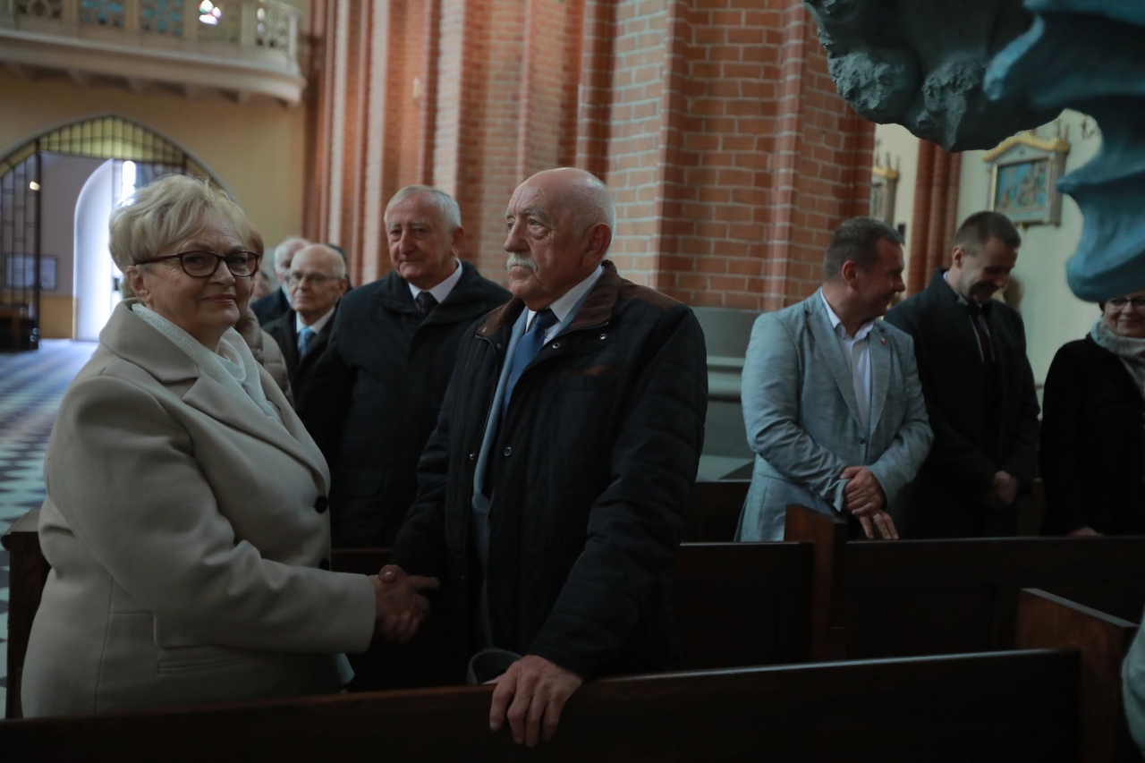 Medale i wyróżnienia dla małżeństw z gminy Rzekuń [13.10.2026]] - zdjęcie #66 - eOstroleka.pl