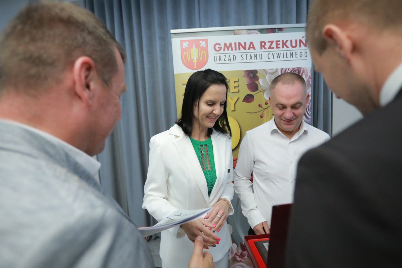 Medale i wyróżnienia dla małżeństw z gminy Rzekuń [13.10.2026]] - zdjęcie #55 - eOstroleka.pl