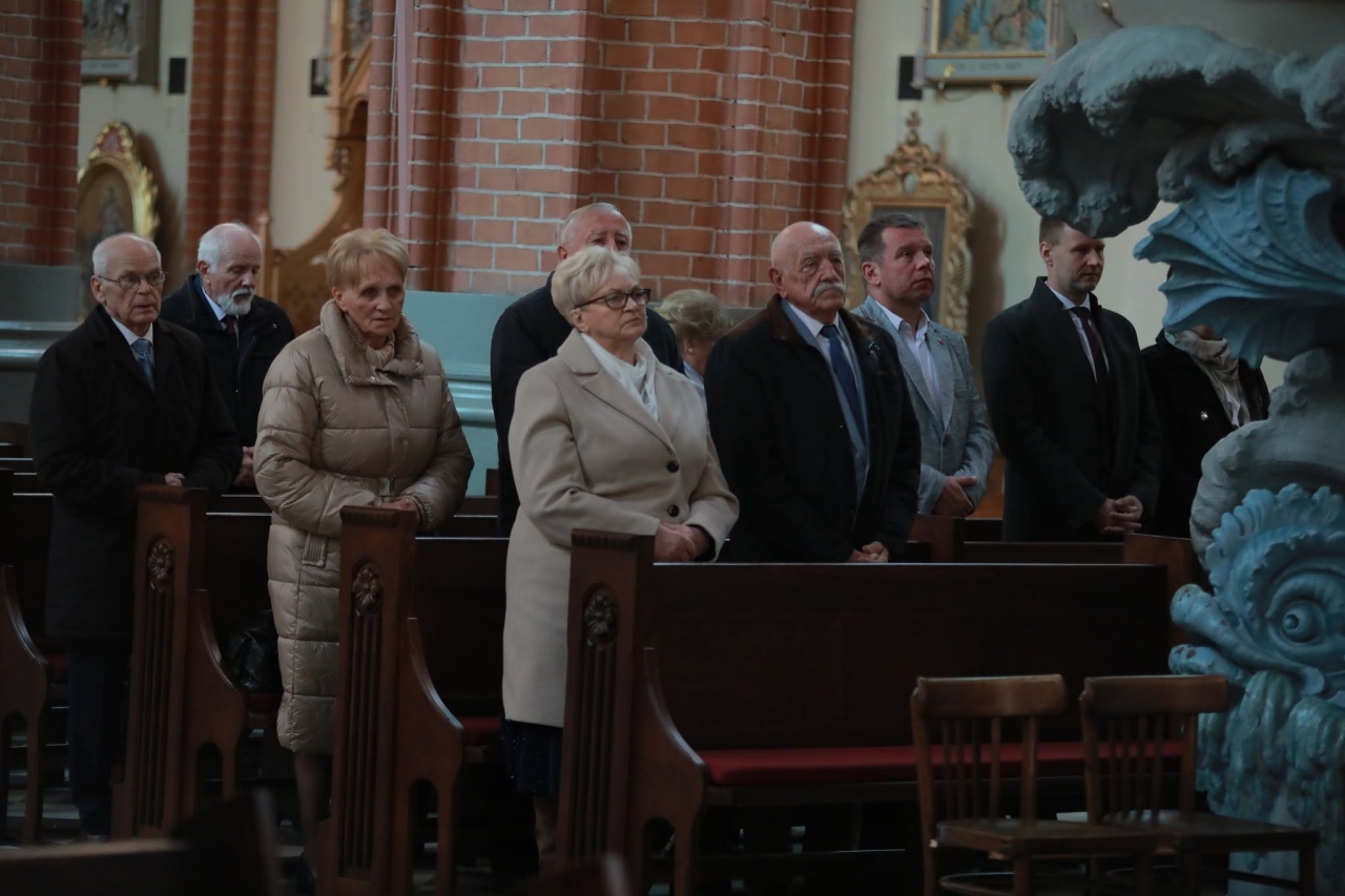 Medale i wyróżnienia dla małżeństw z gminy Rzekuń [13.10.2026]] - zdjęcie #43 - eOstroleka.pl