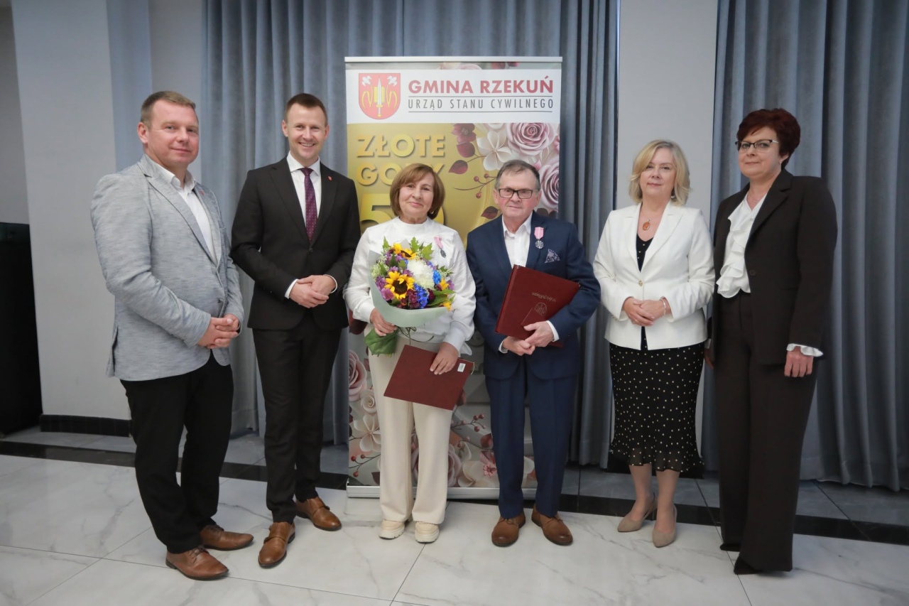 Medale i wyróżnienia dla małżeństw z gminy Rzekuń [13.10.2026]] - zdjęcie #42 - eOstroleka.pl