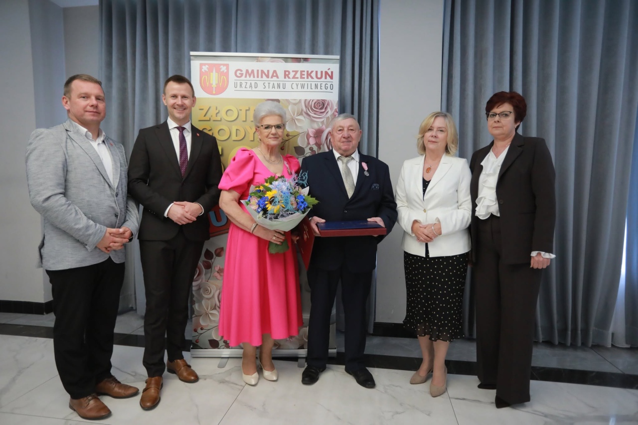Medale i wyróżnienia dla małżeństw z gminy Rzekuń [13.10.2026]] - zdjęcie #34 - eOstroleka.pl