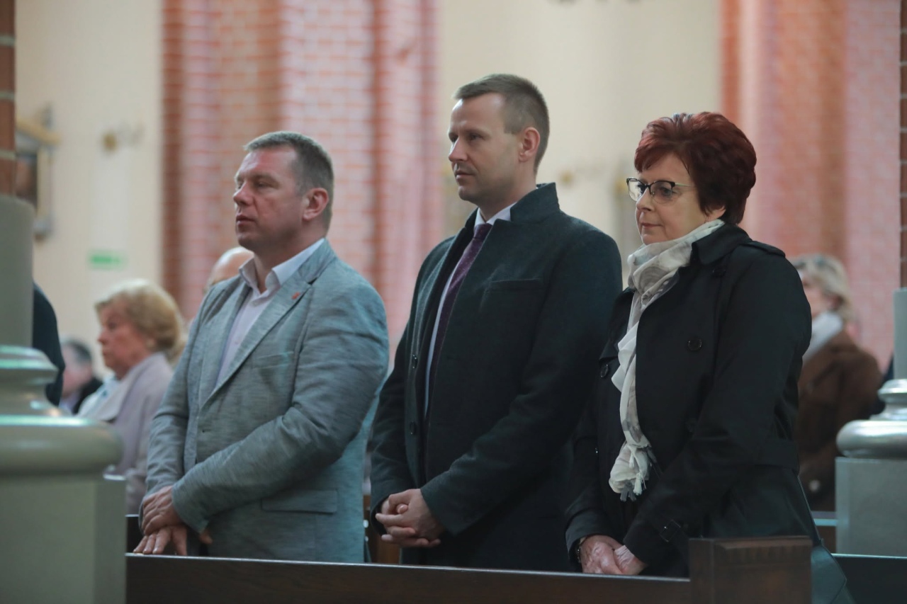 Medale i wyróżnienia dla małżeństw z gminy Rzekuń [13.10.2026]] - zdjęcie #30 - eOstroleka.pl