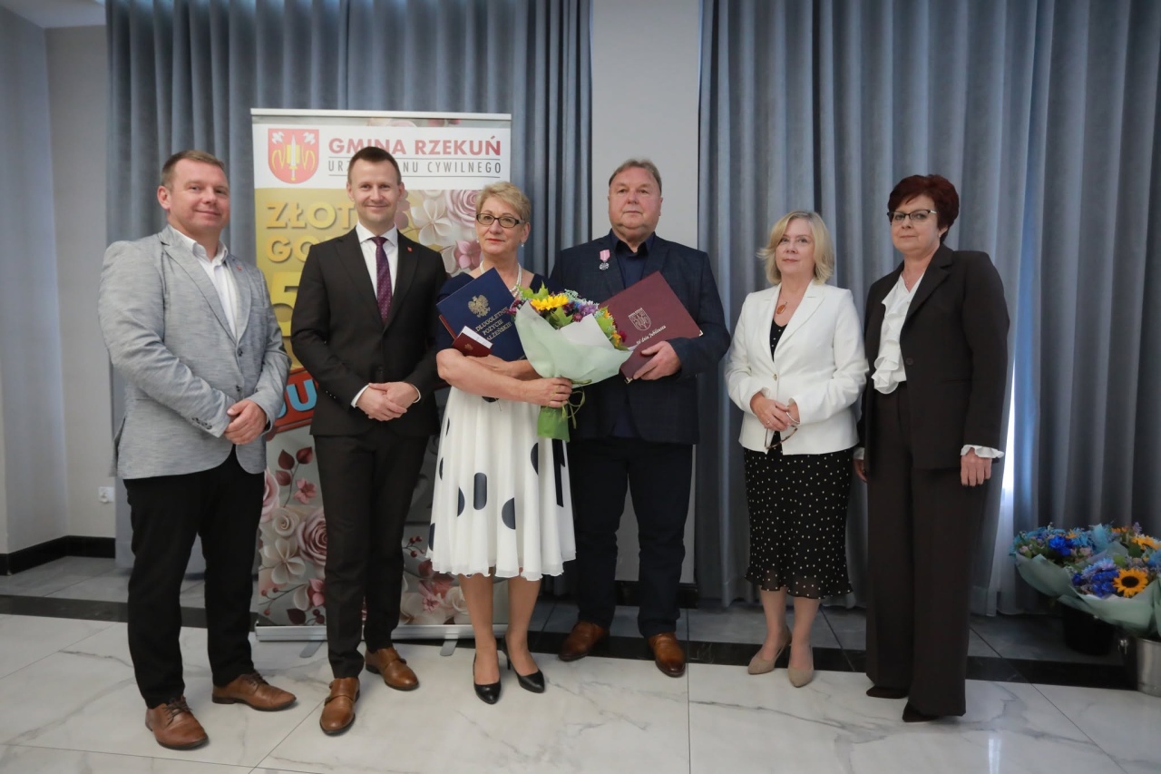 Medale i wyróżnienia dla małżeństw z gminy Rzekuń [13.10.2026]] - zdjęcie #29 - eOstroleka.pl