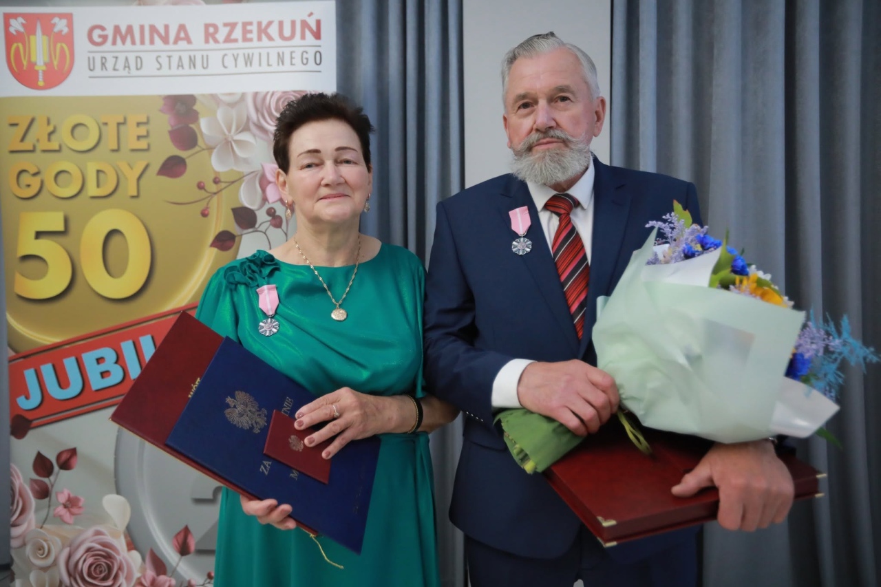 Medale i wyróżnienia dla małżeństw z gminy Rzekuń [13.10.2026]] - zdjęcie #20 - eOstroleka.pl