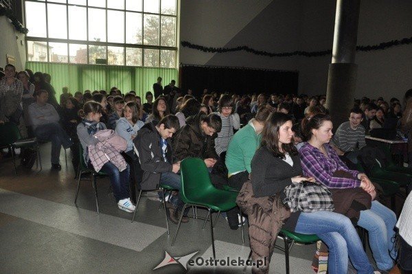 Ostrołęckie spotkania z filmem historycznym w OCK rozpoczęte [10.I.2012] - zdjęcie #1 - eOstroleka.pl