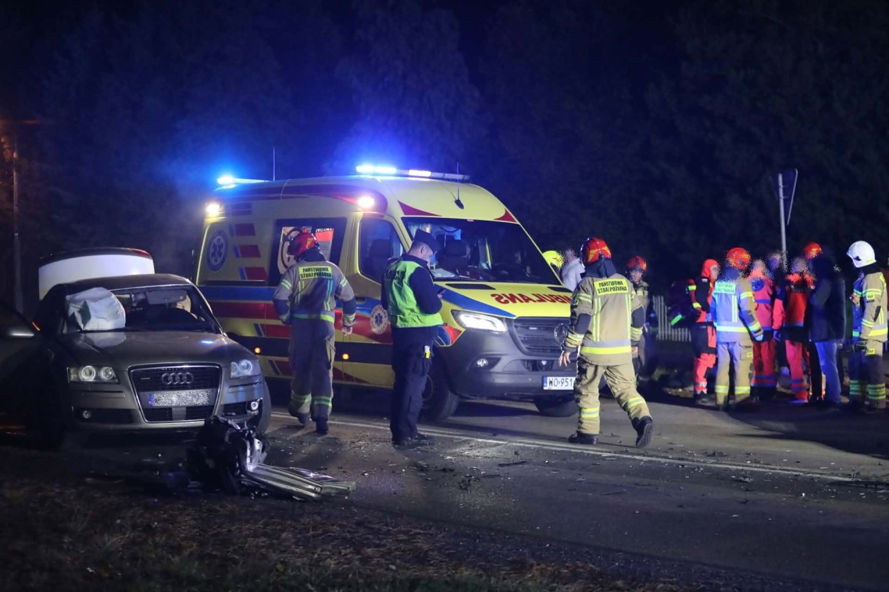Wypadek w Kadzidle [16.10.2026] - zdjęcie #26 - eOstroleka.pl