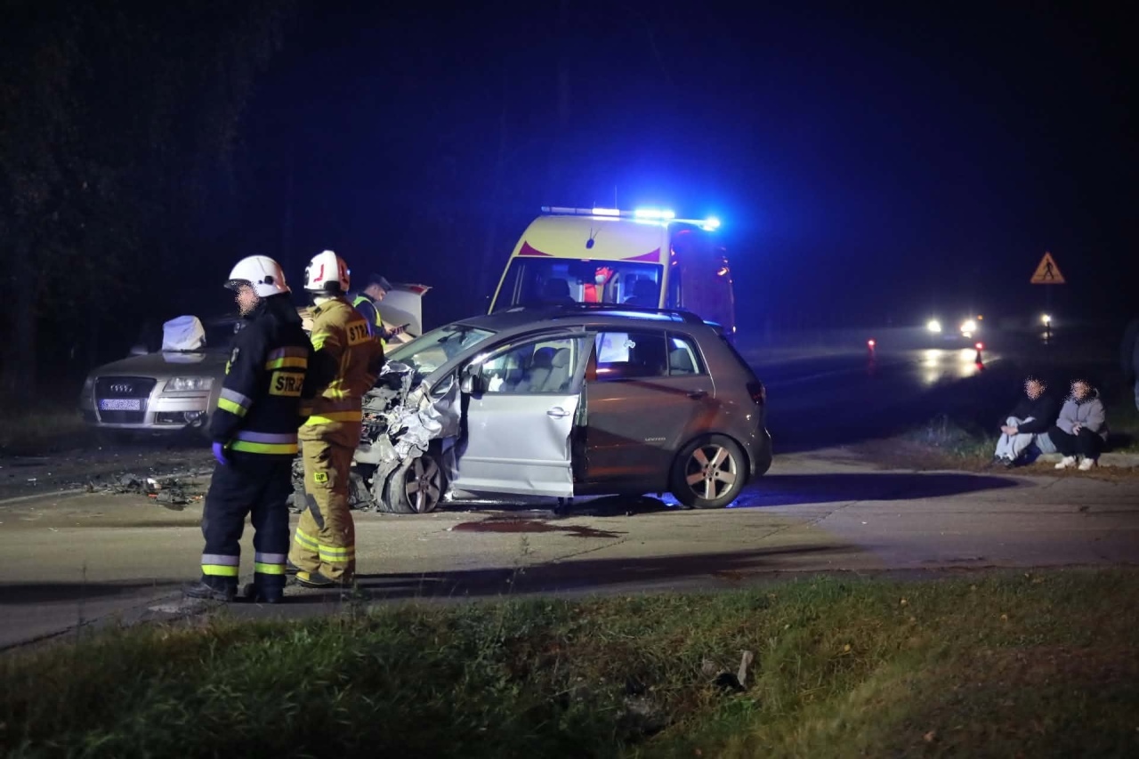 Wypadek w Kadzidle [16.10.2026] - zdjęcie #25 - eOstroleka.pl