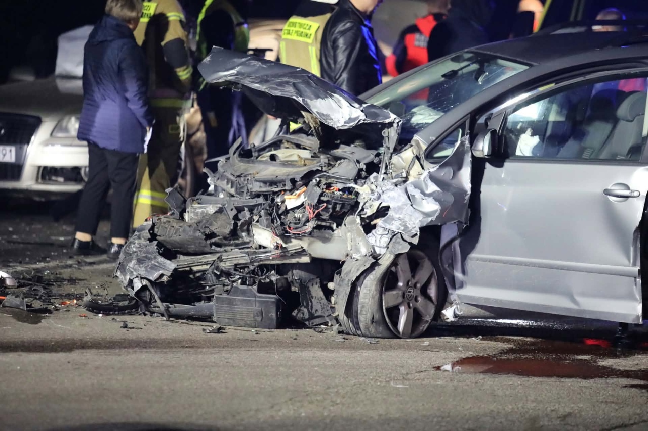 Wypadek w Kadzidle [16.10.2026] - zdjęcie #18 - eOstroleka.pl