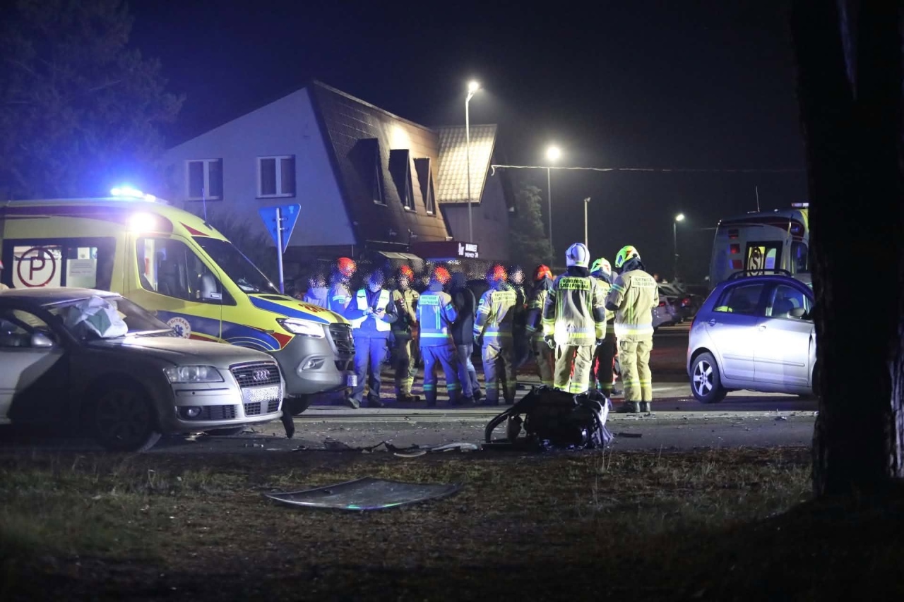 Wypadek w Kadzidle [16.10.2026] - zdjęcie #17 - eOstroleka.pl