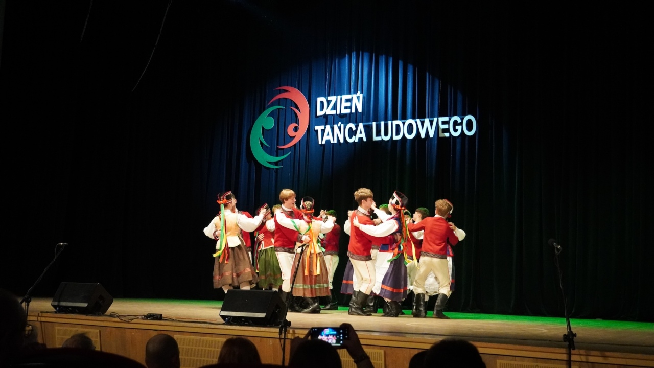 Dzień Tańca Ludowego w wykonaniu ZTL Ostrołęka [18.10.2026] - zdjęcie #9 - eOstroleka.pl