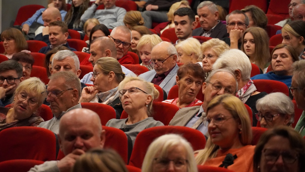 Dzień Tańca Ludowego w wykonaniu ZTL Ostrołęka [18.10.2026] - zdjęcie #129 - eOstroleka.pl