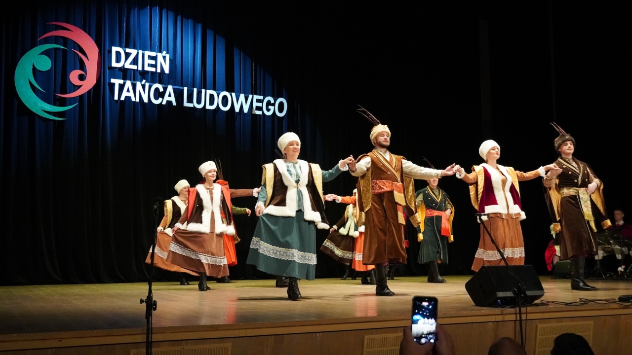 Dzień Tańca Ludowego w wykonaniu ZTL Ostrołęka [18.10.2026] - zdjęcie #114 - eOstroleka.pl