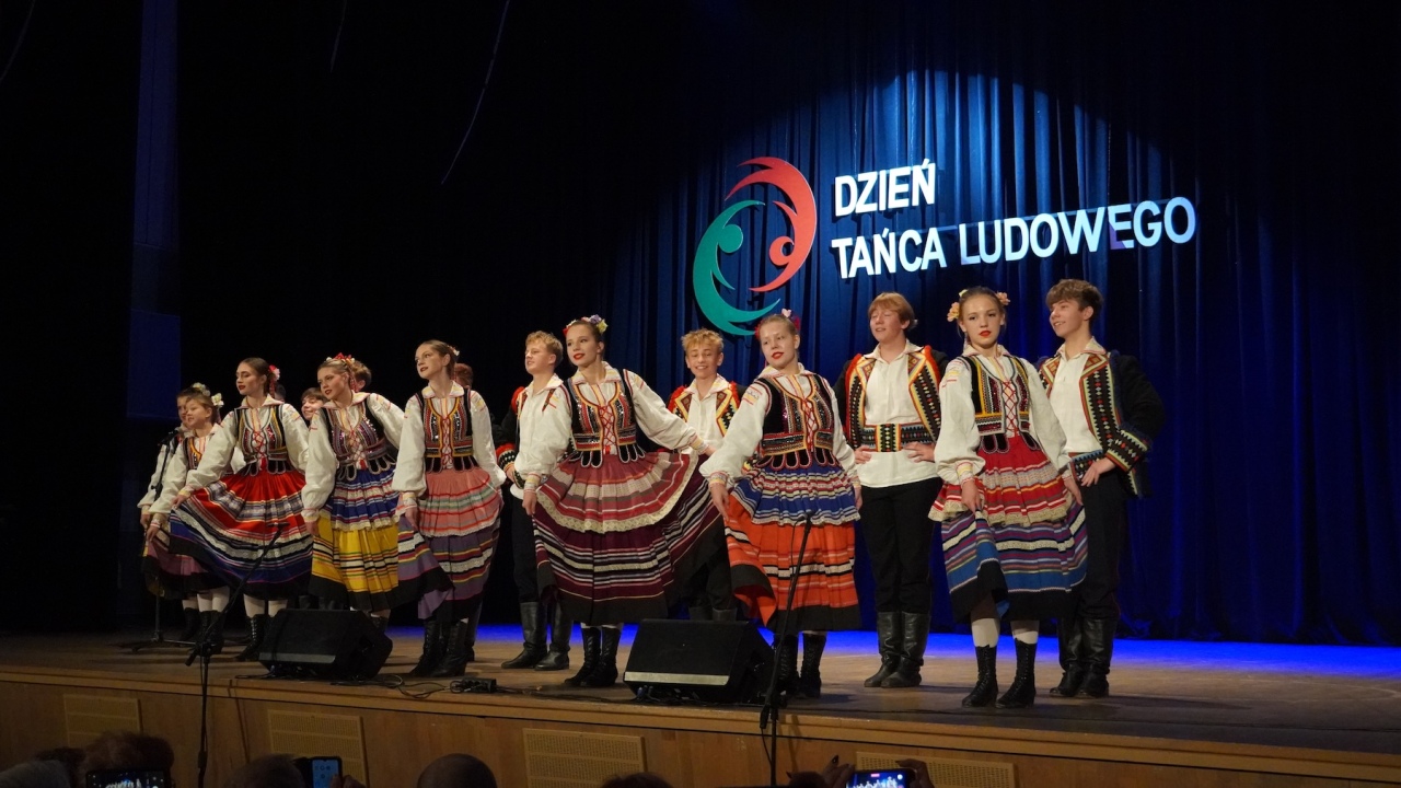 Dzień Tańca Ludowego w wykonaniu ZTL Ostrołęka [18.10.2026] - zdjęcie #94 - eOstroleka.pl