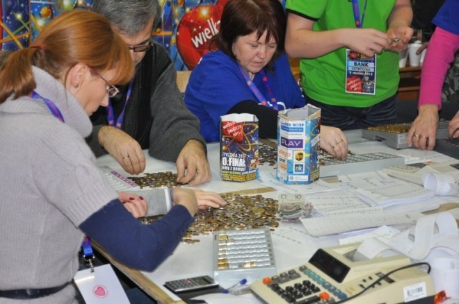 XX finał WOŚP: Ostrołęka zebrała 82 055,11zł [11.I.2012] 	 - zdjęcie #3 - eOstroleka.pl