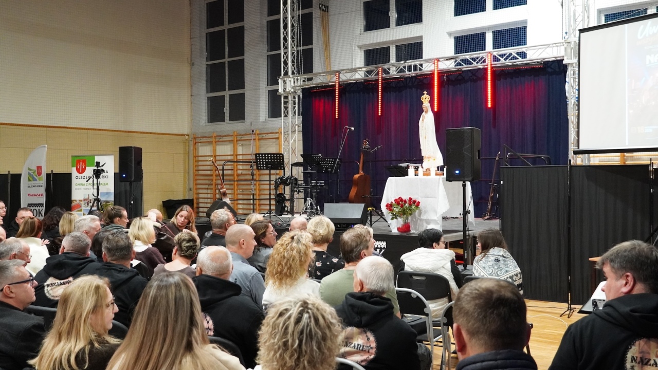 Koncert grupy Nazaret „Uwierz, wszystko możliwe jest” w Olszewie-Borkach [18.10.2026] - zdjęcie #40 - eOstroleka.pl