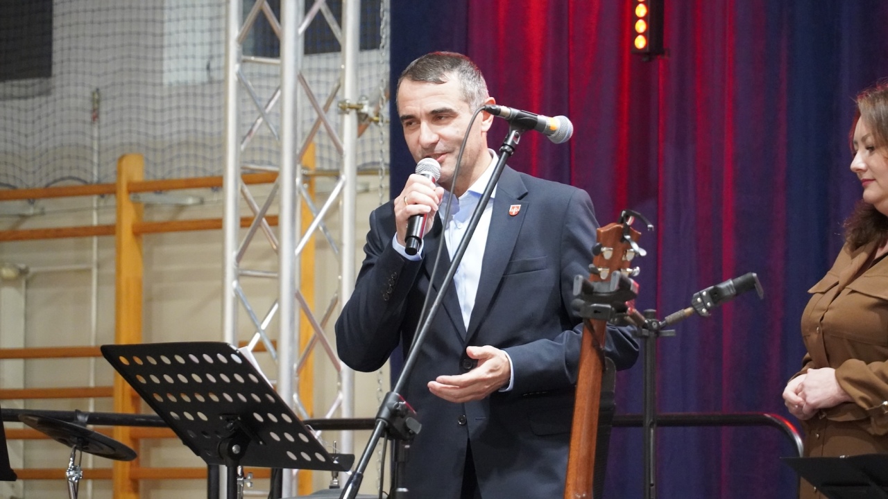 Koncert grupy Nazaret „Uwierz, wszystko możliwe jest” w Olszewie-Borkach [18.10.2026] - zdjęcie #33 - eOstroleka.pl