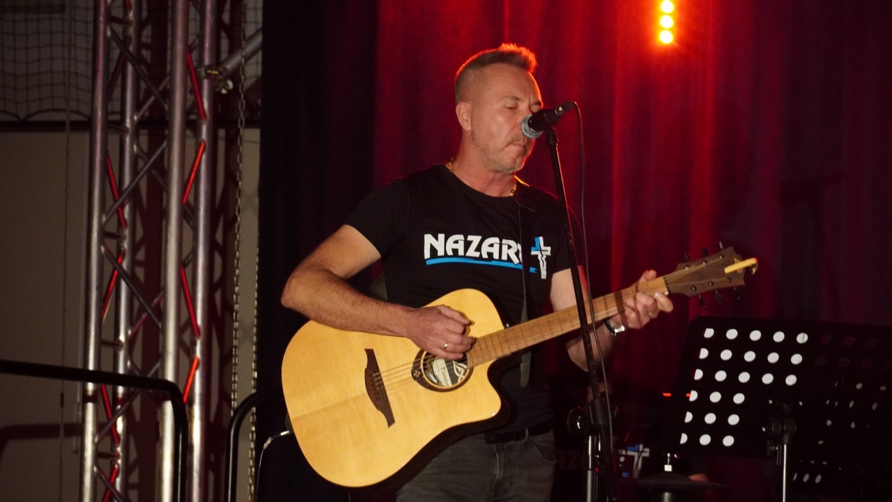 Koncert grupy Nazaret „Uwierz, wszystko możliwe jest” w Olszewie-Borkach [18.10.2026] - zdjęcie #13 - eOstroleka.pl