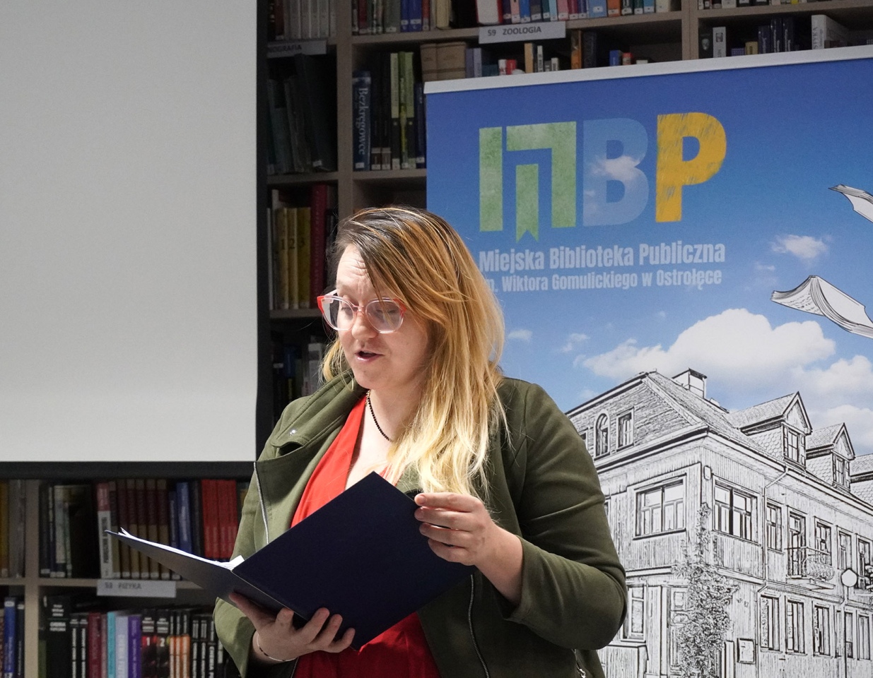 „Moja Bezpieczna Przystań - Biblioteka”. W Ostrołęce wręczono nagrody w konkursie artystycznym [19.10.2026] - zdjęcie #9 - eOstroleka.pl