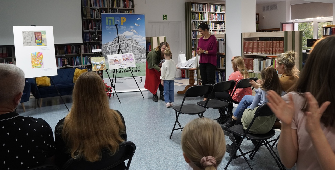 „Moja Bezpieczna Przystań - Biblioteka”. W Ostrołęce wręczono nagrody w konkursie artystycznym [19.10.2026] - zdjęcie #7 - eOstroleka.pl