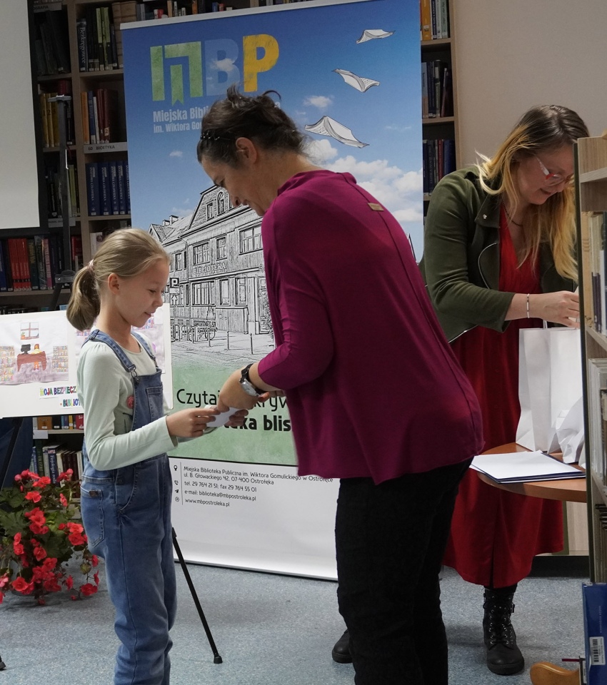 „Moja Bezpieczna Przystań - Biblioteka”. W Ostrołęce wręczono nagrody w konkursie artystycznym [19.10.2026] - zdjęcie #5 - eOstroleka.pl