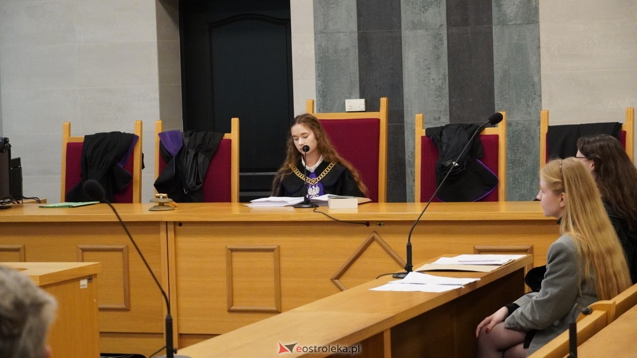 Symulacja rozprawy cywilnej w Sądzie Okręgowym w Ostrołęce [20.10.2026] - zdjęcie #11 - eOstroleka.pl