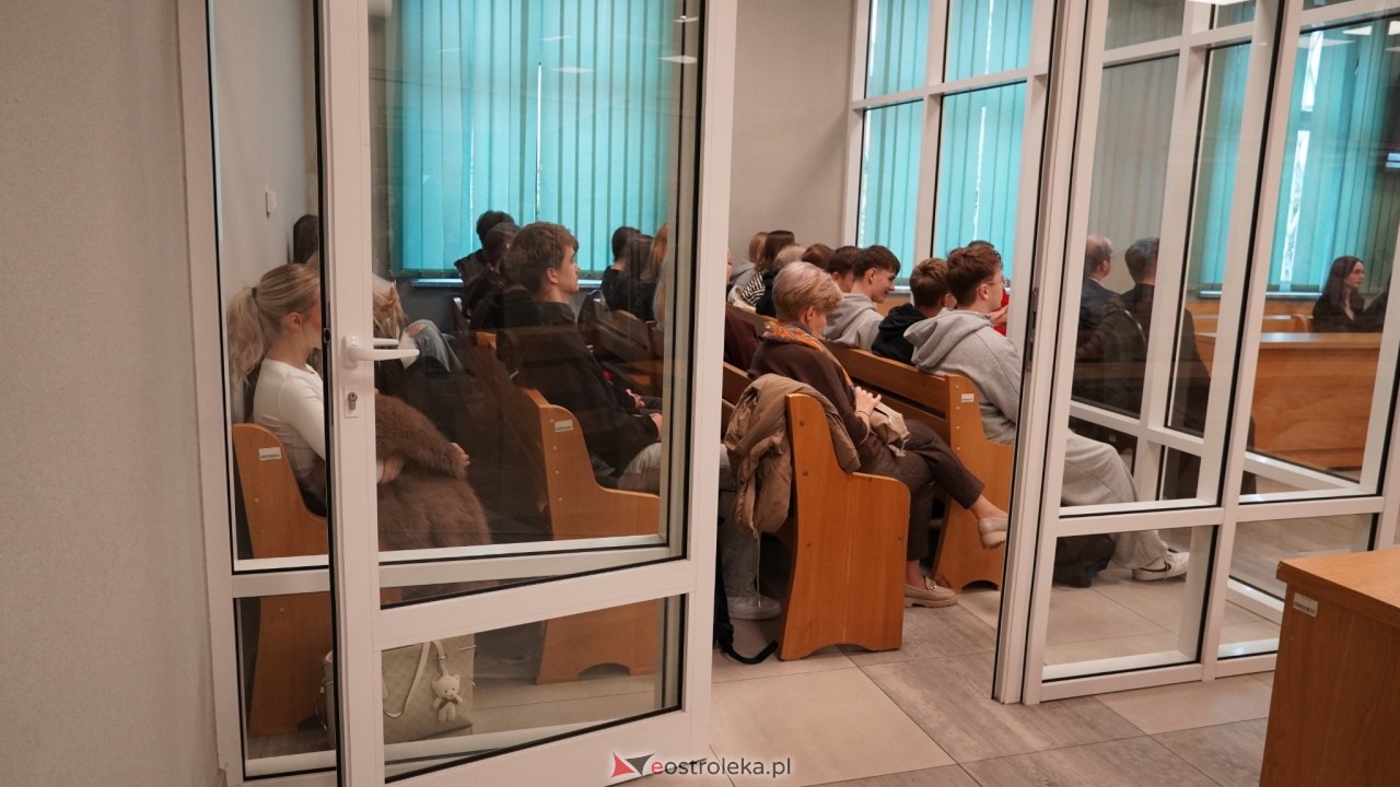 Symulacja rozprawy cywilnej w Sądzie Okręgowym w Ostrołęce [20.10.2026] - zdjęcie #35 - eOstroleka.pl