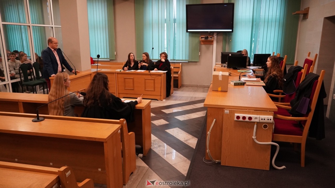 Symulacja rozprawy cywilnej w Sądzie Okręgowym w Ostrołęce [20.10.2026] - zdjęcie #34 - eOstroleka.pl