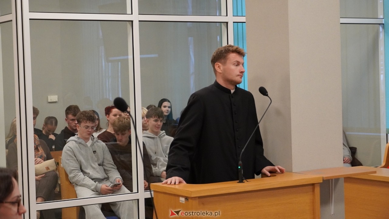 Symulacja rozprawy cywilnej w Sądzie Okręgowym w Ostrołęce [20.10.2026] - zdjęcie #30 - eOstroleka.pl