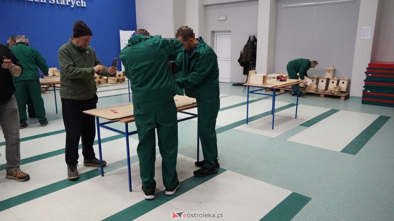 Osadzeni ZK Przytuły Stare przygotowują budki lęgowe dla ptaków [21.10.2026] - zdjęcie #43 - eOstroleka.pl