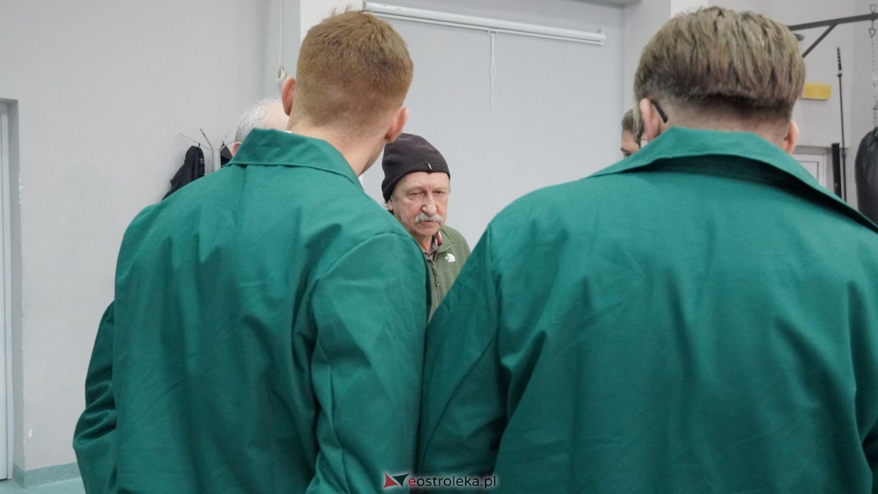 Osadzeni ZK Przytuły Stare przygotowują budki lęgowe dla ptaków [21.10.2026] - zdjęcie #33 - eOstroleka.pl