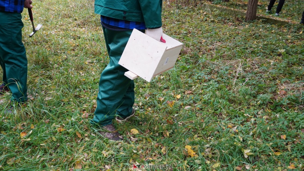 Osadzeni ZK Przytuły Stare przygotowują budki lęgowe dla ptaków [21.10.2026] - zdjęcie #5 - eOstroleka.pl