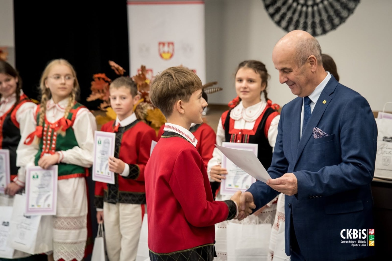 Finał XLIII Konkursu Recytatorskiego „Kurpie Zielone w Literaturze” [20.10.2026] - zdjęcie #35 - eOstroleka.pl
