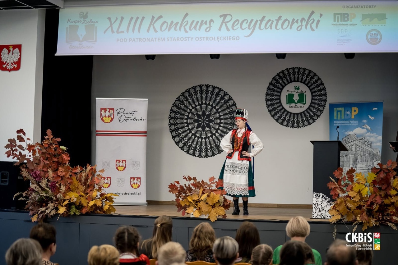 Finał XLIII Konkursu Recytatorskiego „Kurpie Zielone w Literaturze” [20.10.2026] - zdjęcie #24 - eOstroleka.pl