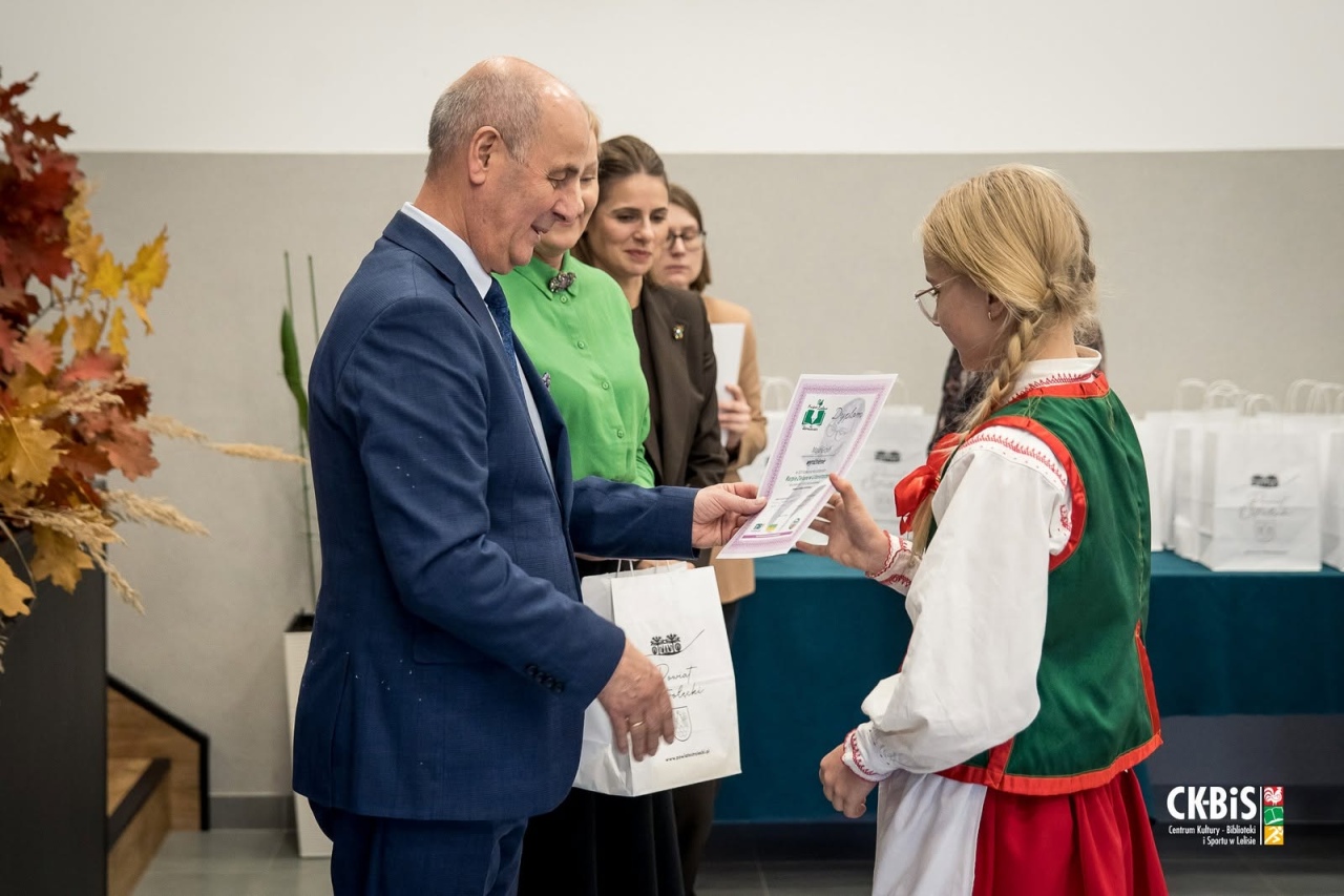 Finał XLIII Konkursu Recytatorskiego „Kurpie Zielone w Literaturze” [20.10.2026] - zdjęcie #18 - eOstroleka.pl