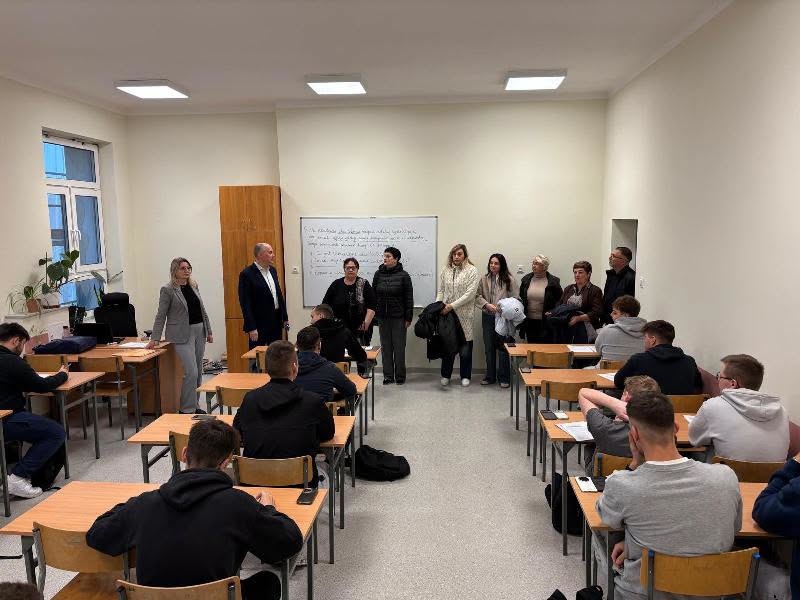 Nowe doświadczenia i wspólne plany. Zagraniczna wizyta w ostrołęckiej „Metalówce” [22.10.2026] - zdjęcie #20 - eOstroleka.pl