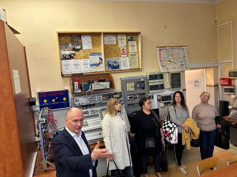 Nowe doświadczenia i wspólne plany. Zagraniczna wizyta w ostrołęckiej „Metalówce” [22.10.2026] - zdjęcie #12 - eOstroleka.pl