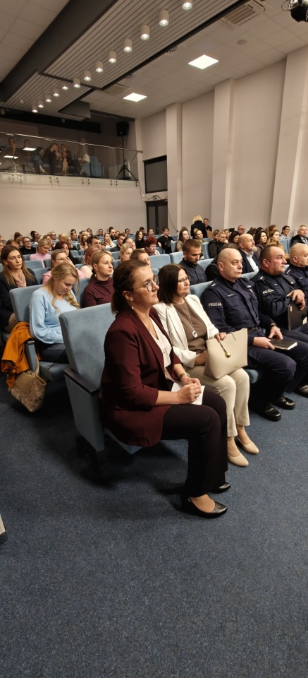 Bezpieczeństwo dzieci najważniejsze. Ważna debata w Kadzidle [21.10.2026] - zdjęcie #8 - eOstroleka.pl