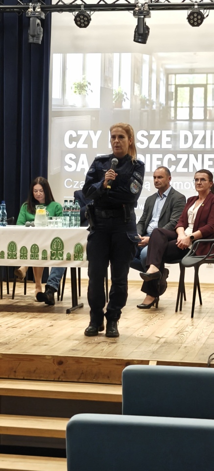 Bezpieczeństwo dzieci najważniejsze. Ważna debata w Kadzidle [21.10.2026] - zdjęcie #6 - eOstroleka.pl